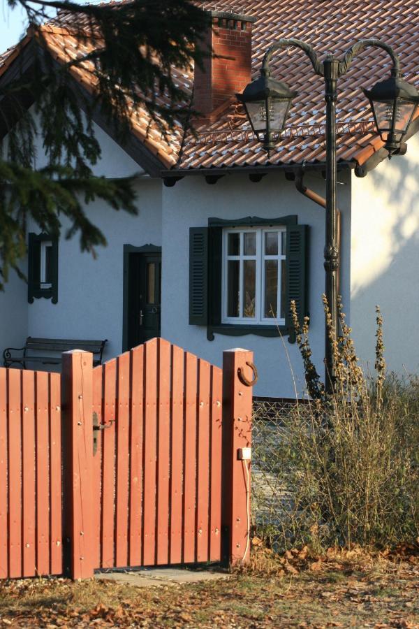Zielone Okiennice Милки Экстерьер фото